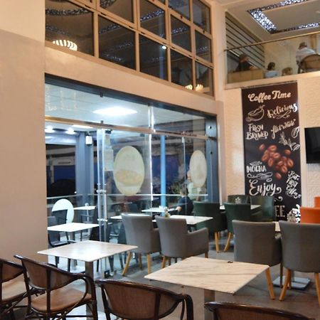 Hôtel Zahrat Souss -Inezgane Insgane Exterior foto