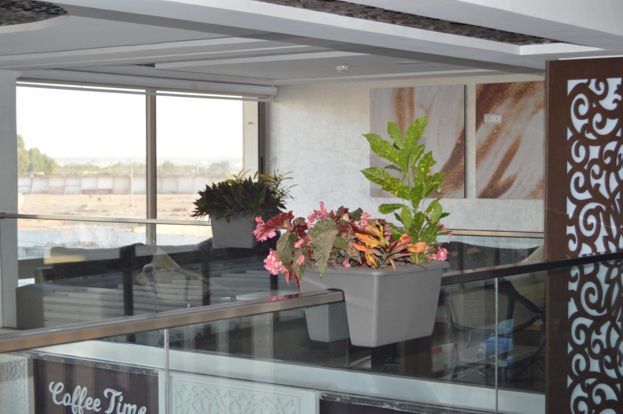 Hôtel Zahrat Souss -Inezgane Insgane Exterior foto