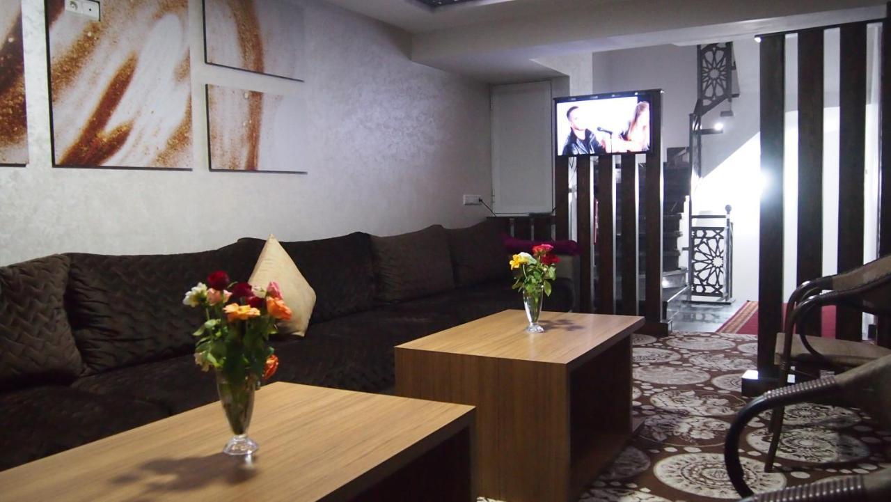 Hôtel Zahrat Souss -Inezgane Insgane Exterior foto