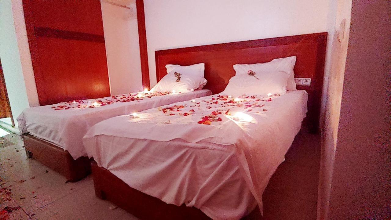 Hôtel Zahrat Souss -Inezgane Insgane Exterior foto