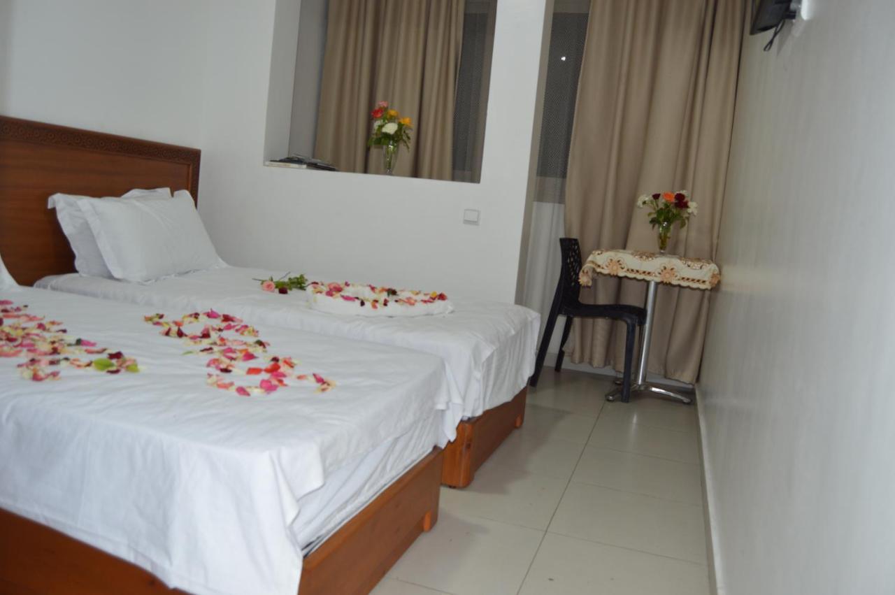 Hôtel Zahrat Souss -Inezgane Insgane Exterior foto